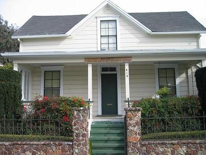 A photograph of the San Mateo Japanese-American Community Center.